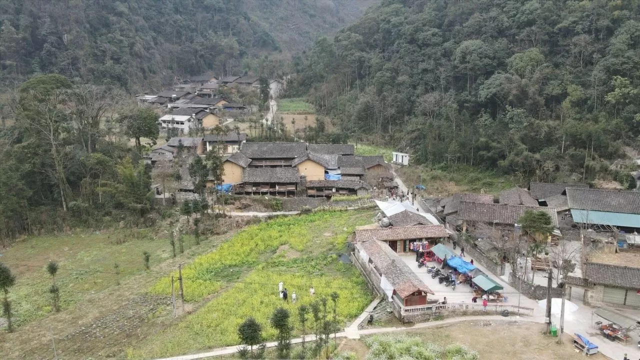 Thung lũng Sủng Là: 'Ốc đảo' yên bình trên cao nguyên đá Hà Giang