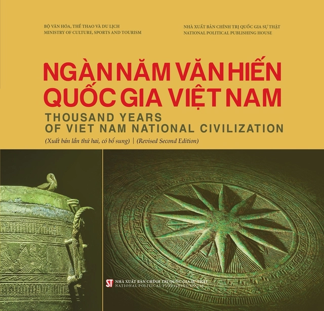 Sách song ngữ Việt - Anh về bảo vật quốc gia Việt Nam